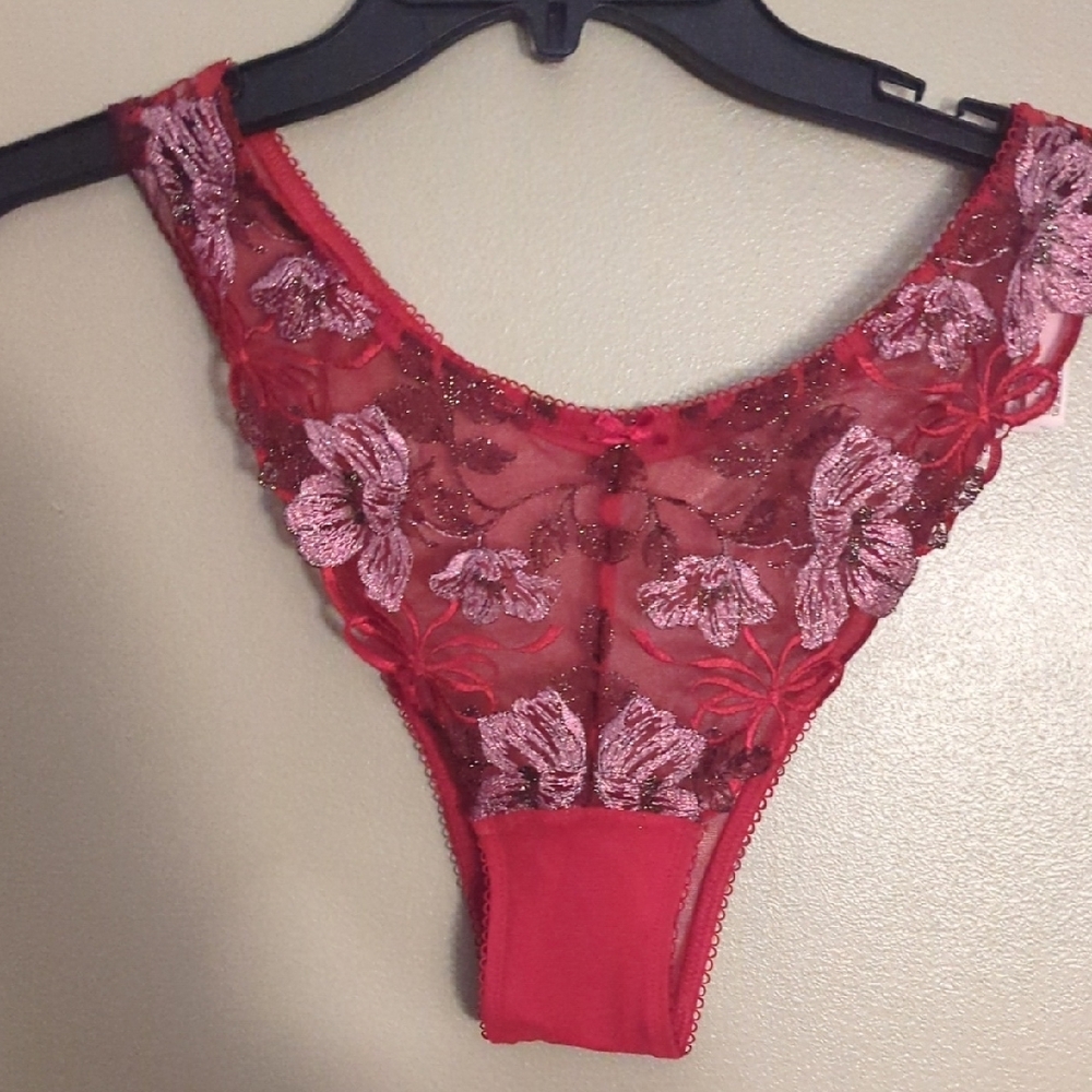 Victoria's Secret Red and Pink Lace Bralette - Picture 6 of 7